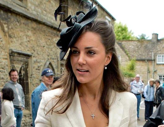 kate_middleton-black-fascinator